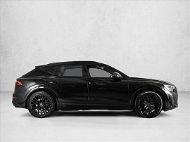 2027 Audi SQ8