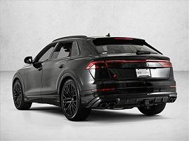 2027 Audi SQ8