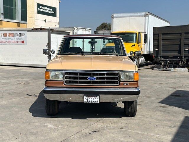 1989 Ford F-250 null image 24