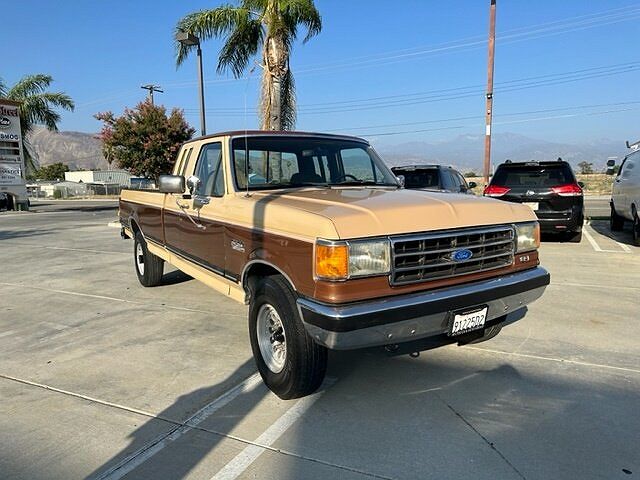 1989 Ford F-250 null image 27
