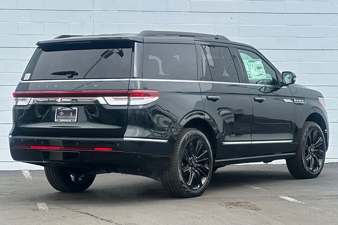 2024 Lincoln Navigator