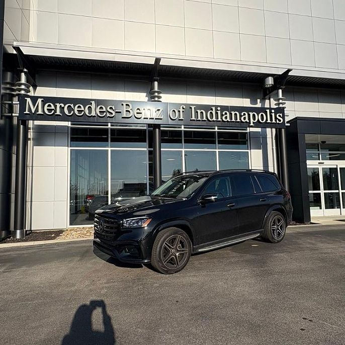 2026 Mercedes-Benz GLS