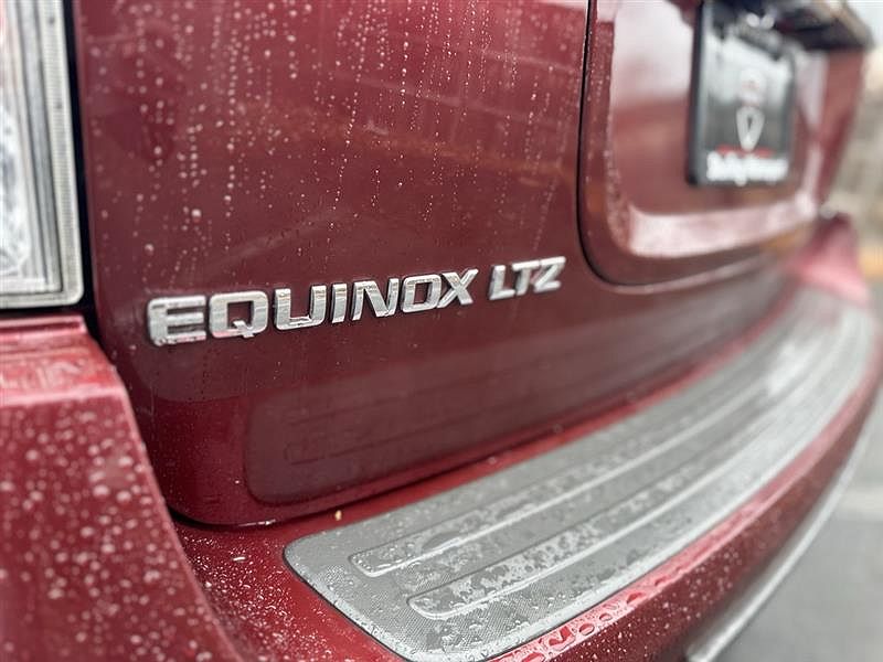 2009 Chevrolet Equinox LTZ image 8