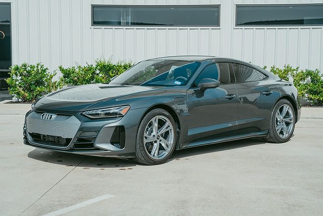 2022 Audi e-tron GT