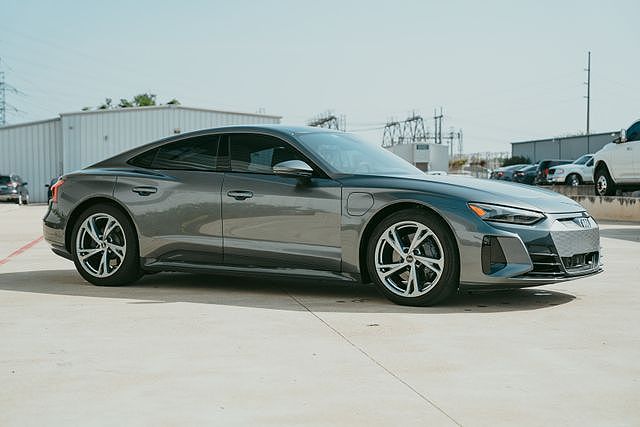 2022 Audi e-tron GT