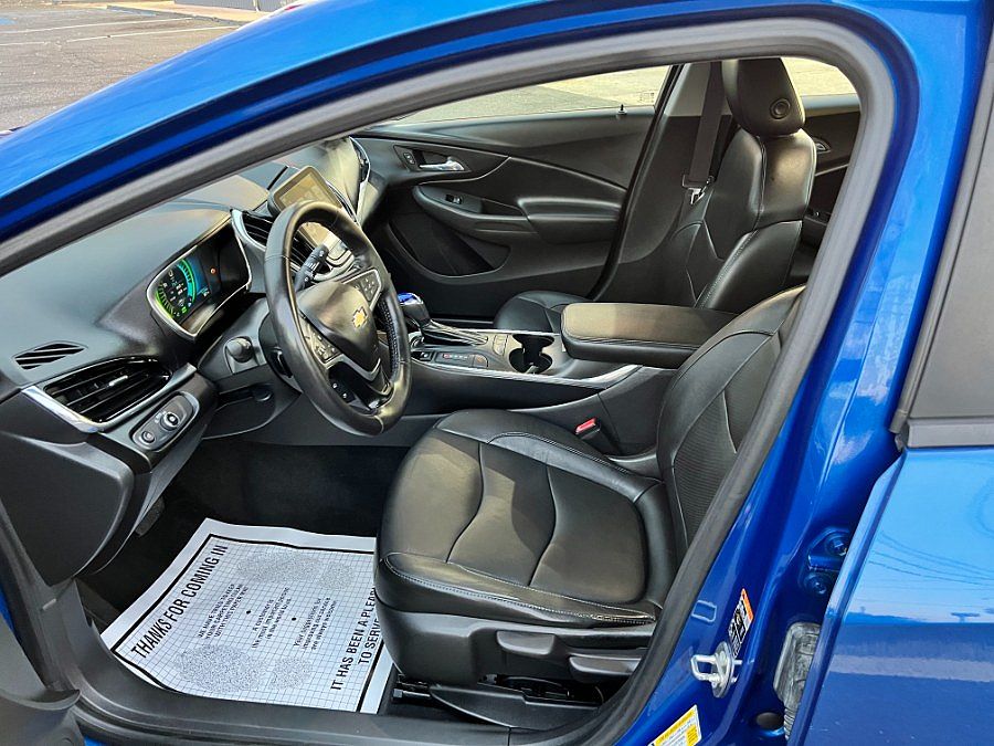 2016 Chevrolet Volt Premier image 8