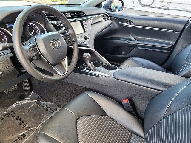 2018 Toyota Camry L image 12