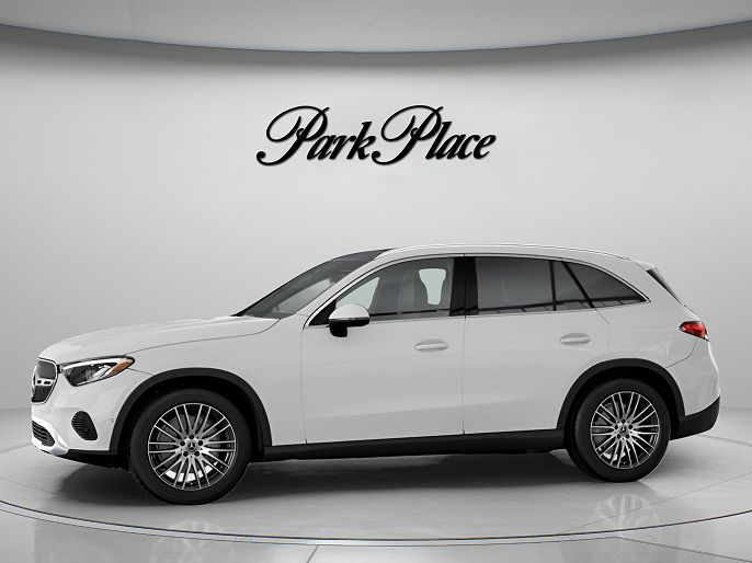2026 Mercedes-Benz GLC