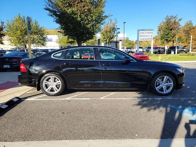 2018 Volvo S90