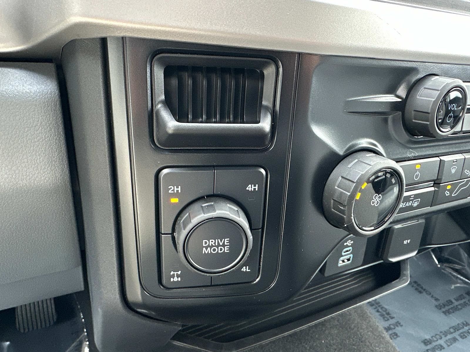2025 Ford F-250