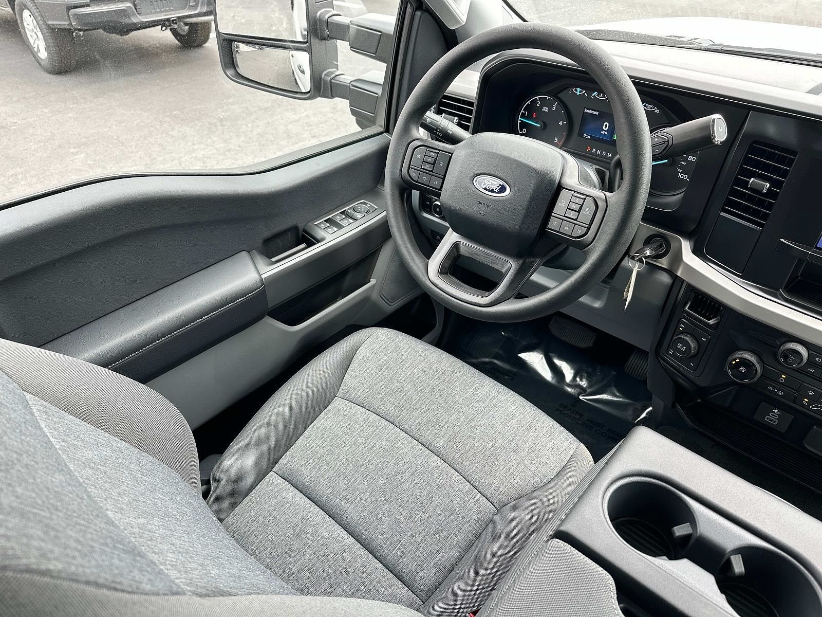 2025 Ford F-250