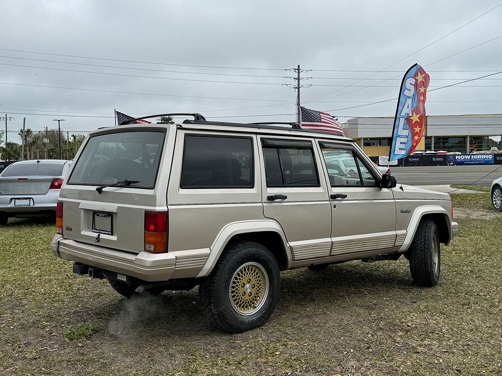 1995 Jeep Cherokee Country image 4