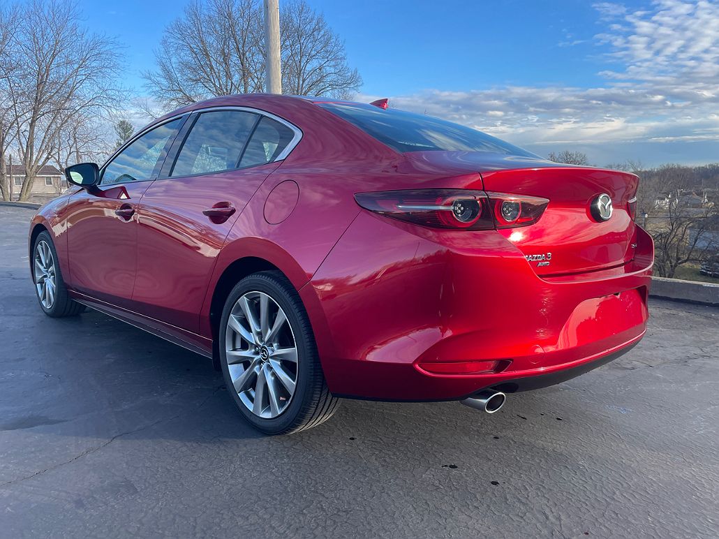 2021 Mazda Mazda3 Premium image 4