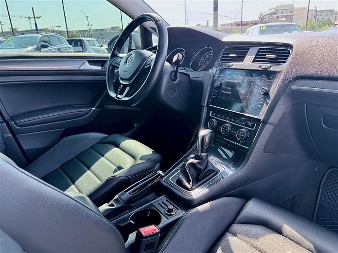 2019 Volkswagen Golf