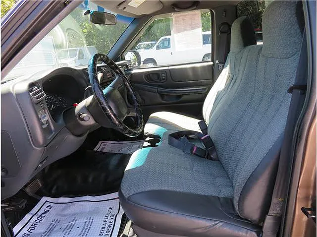 2002 GMC Sonoma