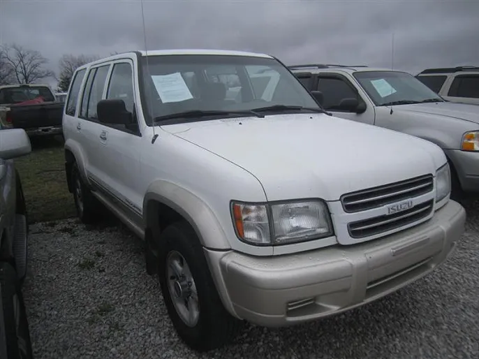 2001 Isuzu Trooper