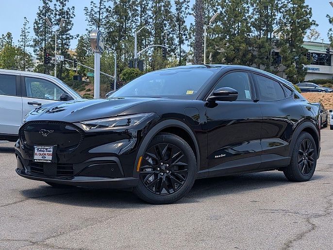 2025 Ford Mustang Mach-E