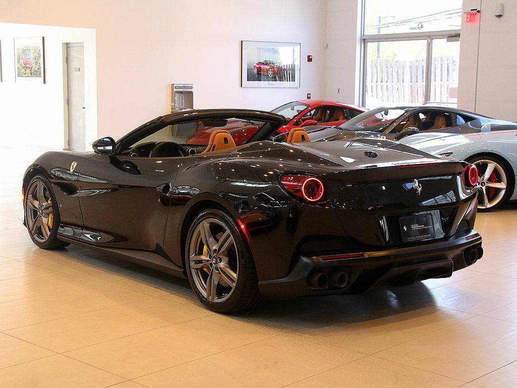 2019 Ferrari Portofino null image 1