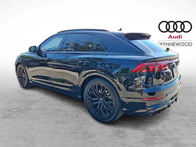 2024 Audi SQ8