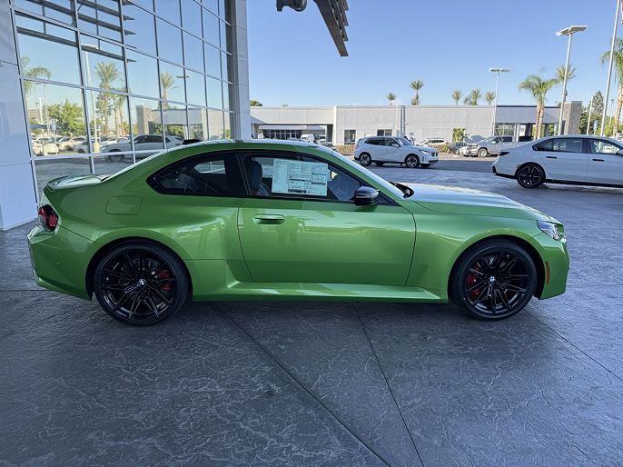 2025 BMW M2
