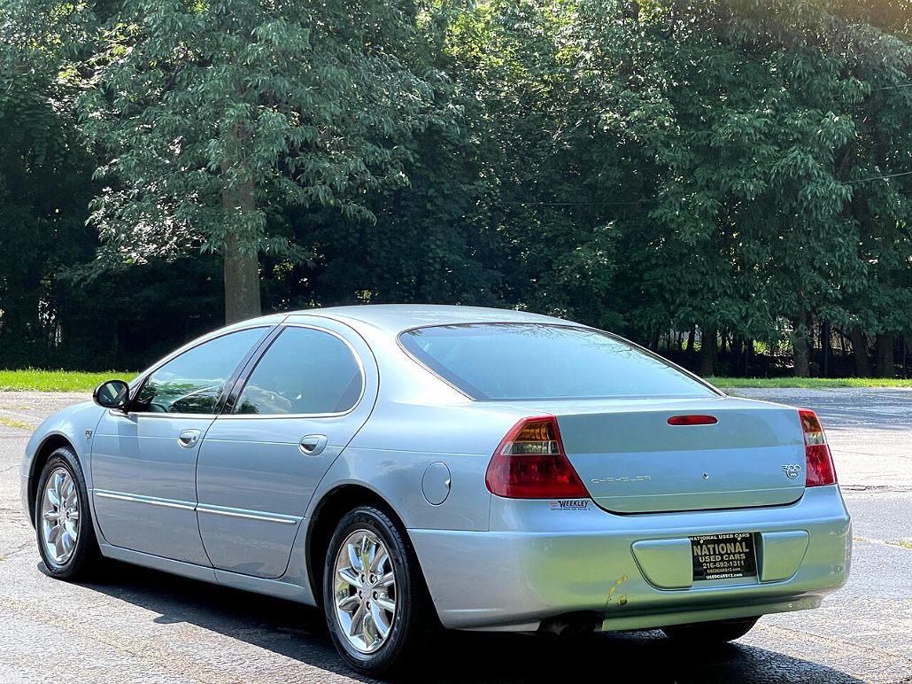 2004 Chrysler 300M null image 4