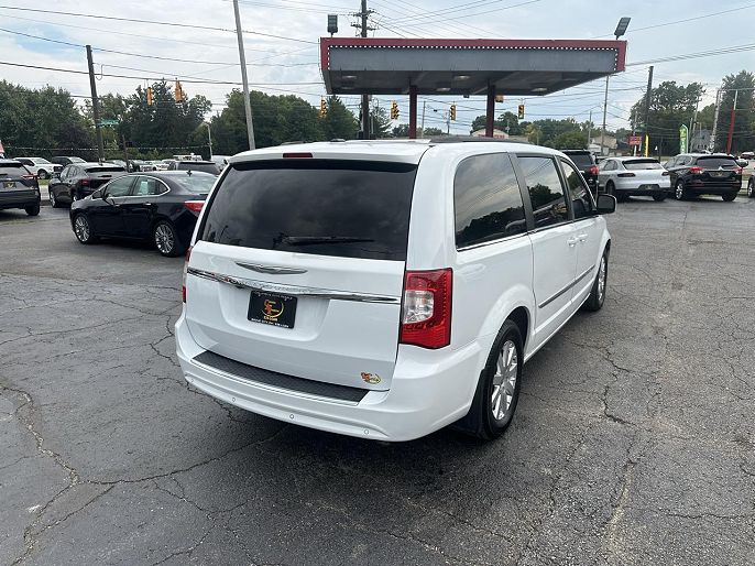 2015 Chrysler Town & Country