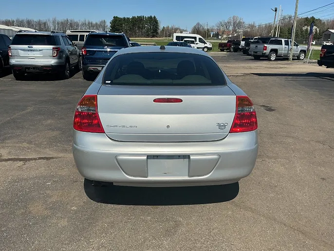2004 Chrysler 300M