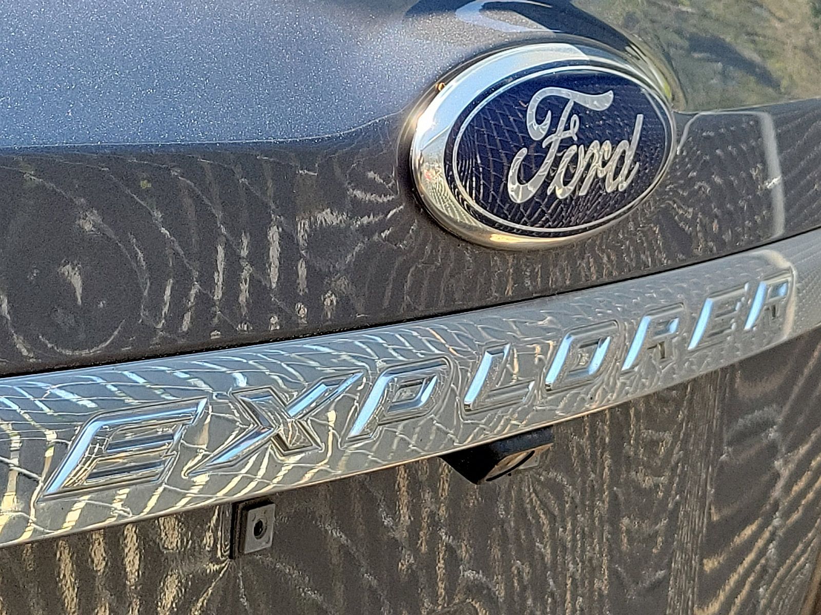 2014 Ford Explorer XLT image 3