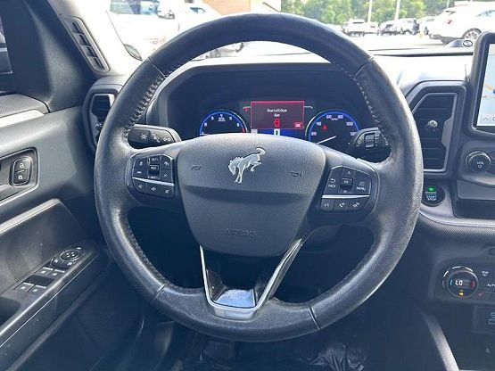 2021 Ford Bronco Sport Outer Banks photo 10