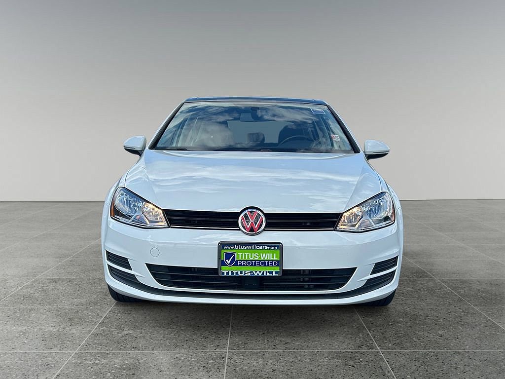 2017 Volkswagen Golf Wolfsburg Edition image 1