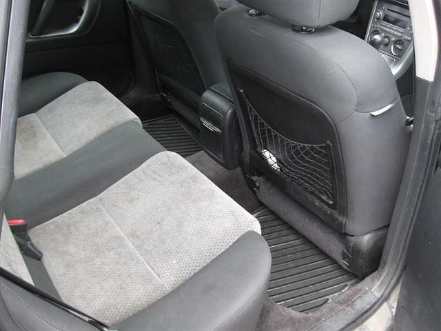 2005 Subaru Outback 2.5i image 12