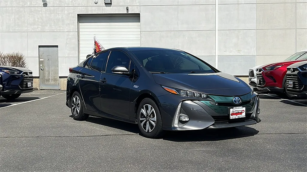 2018 Toyota Prius Prime Advanced image 0