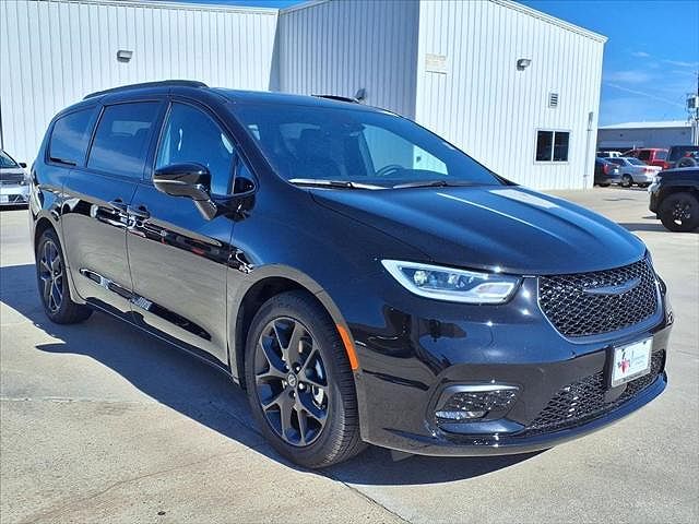 2026 Chrysler Pacifica