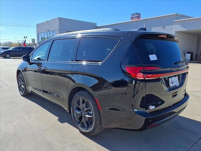 2026 Chrysler Pacifica