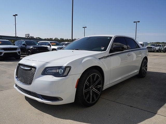 2018 Chrysler 300