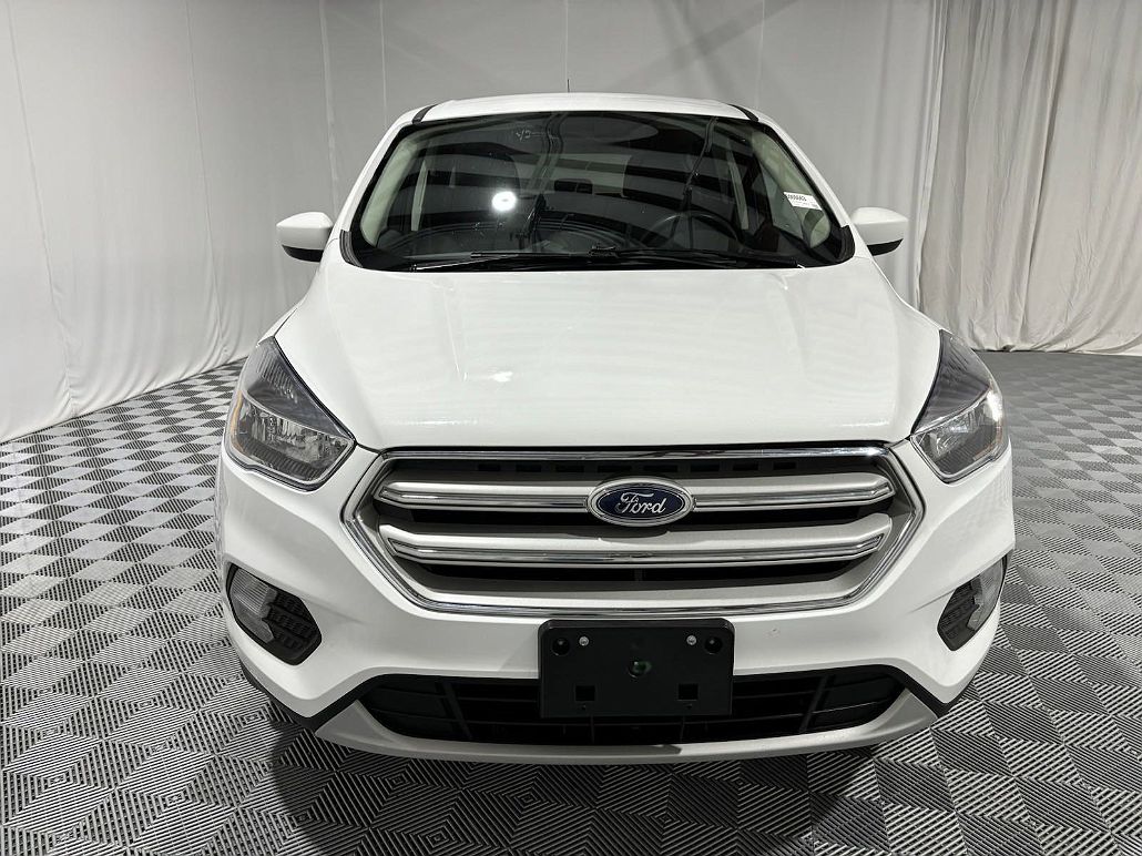 2019 Ford Escape SE image 3