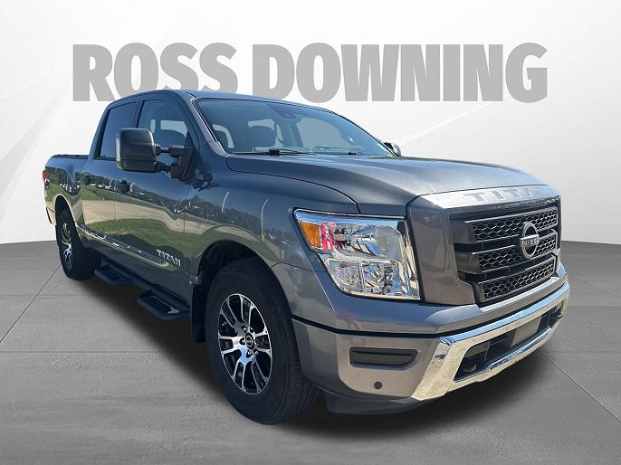 2023 Nissan Titan