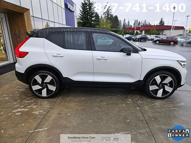 2023 Volvo XC40