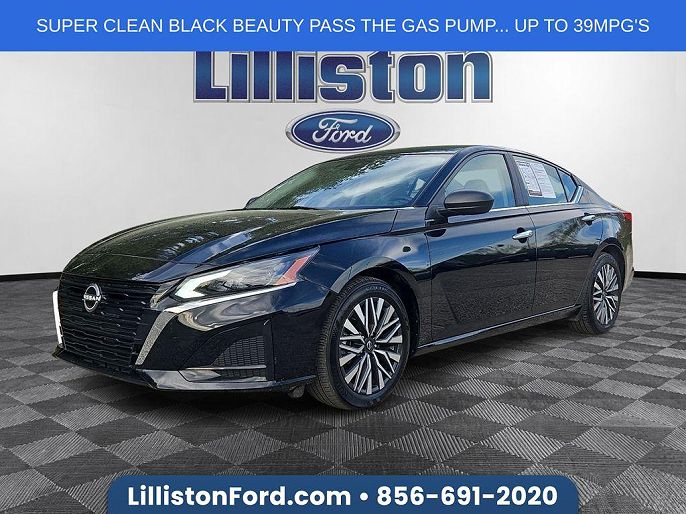 2025 Nissan Altima