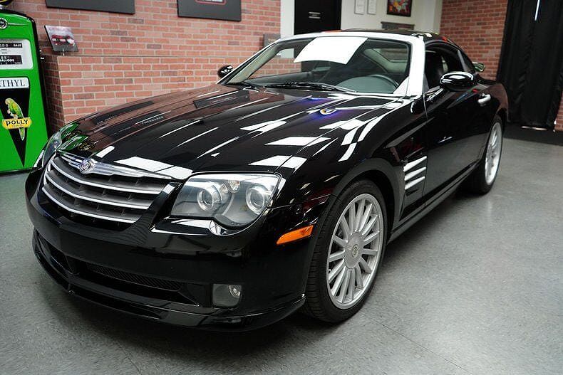 2005 Chrysler Crossfire SRT6 image 5