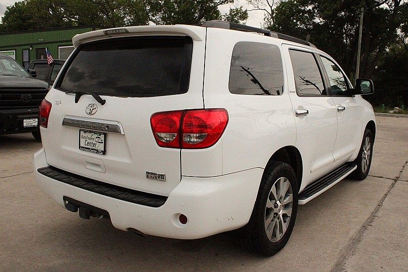 2016 Toyota Sequoia Limited Edition image 4