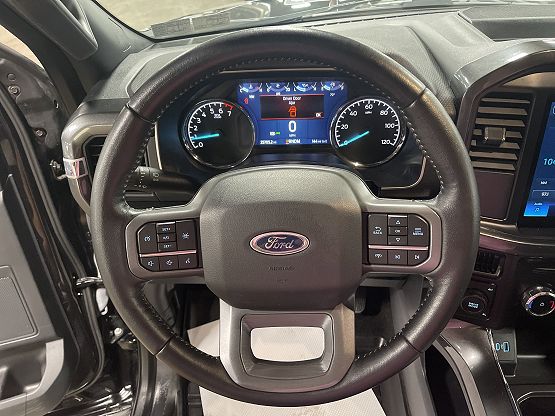 2022 Ford F-150 XLT photo 3