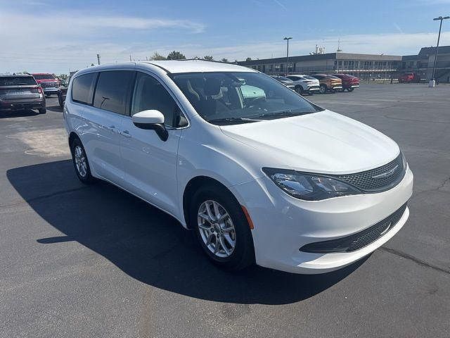 2022 Chrysler Voyager