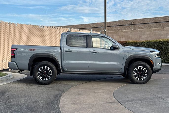 2024 Nissan Frontier