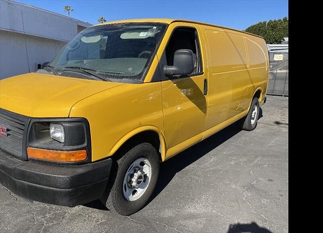 2010 GMC Savana