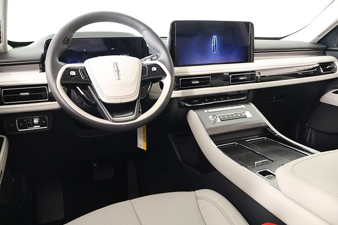 2026 Lincoln Aviator