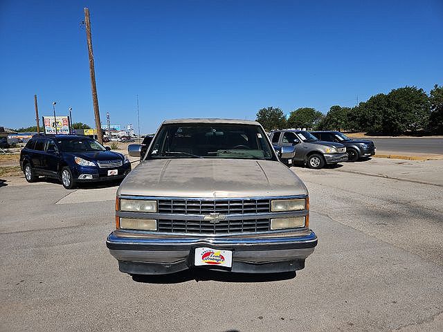 1993 Chevrolet C/K 1500 Base image 2