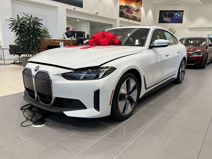 2025 BMW i4