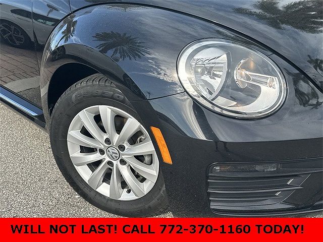2019 Volkswagen Beetle Final Edition image 1