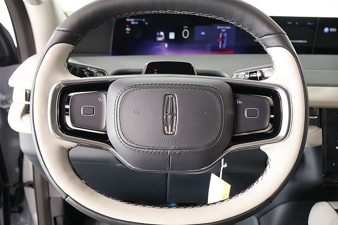 2026 Lincoln Navigator